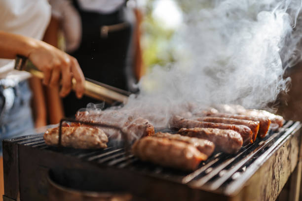 barbecue-famille-séjour-camping-oléron-service